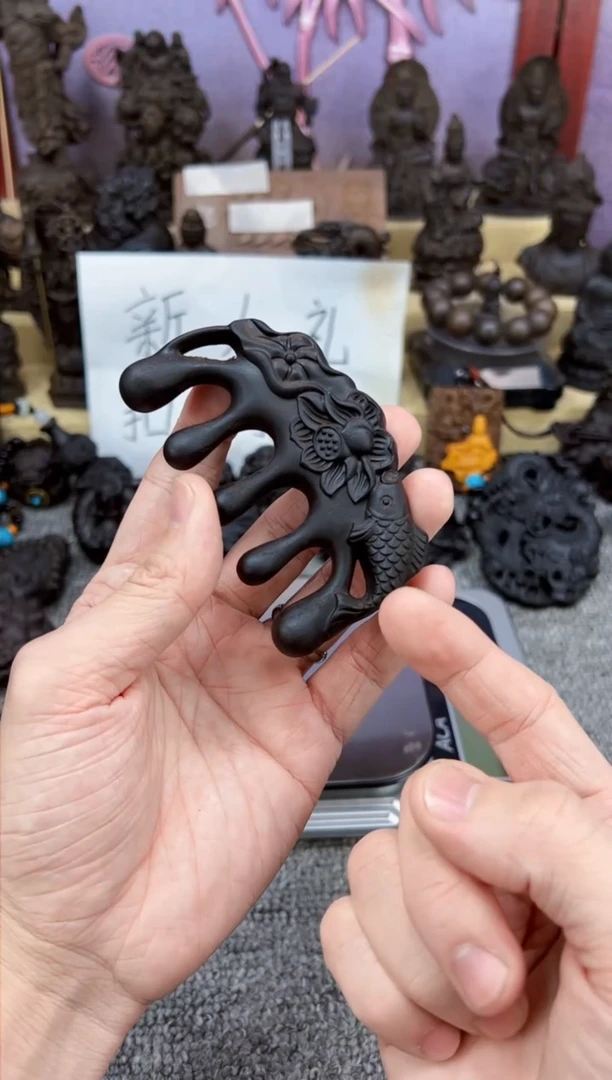 【闪购商品】梳子莲年有鱼