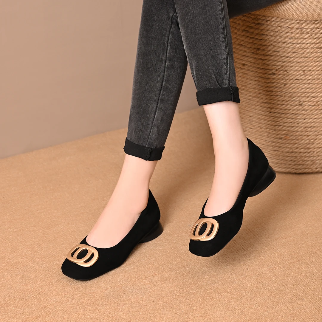 低跟鞋软底2025年秋季新款四季豆豆鞋百搭装饰扣圆头单鞋舒适瓢鞋