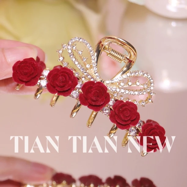 【Tiantian】玫瑰歌谣蝴蝶结新年气质甜美抓夹A091