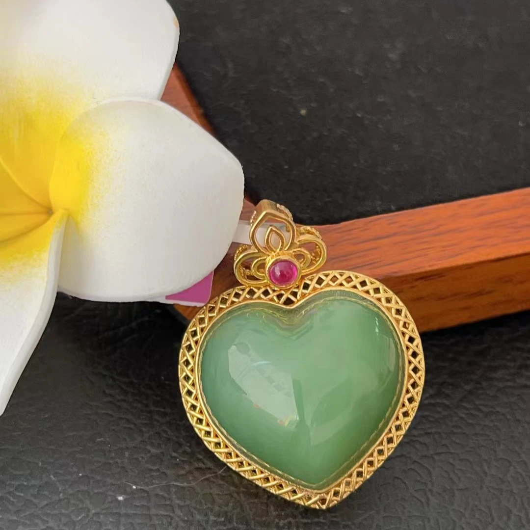 【荣倩专属】0403-天然和田玉心形吊坠  18k金镶嵌猫眼 裸石约20*22