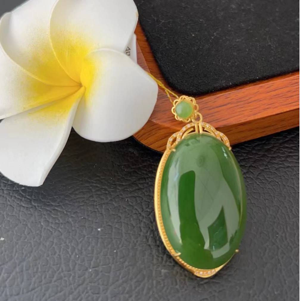 【荣倩专属】1402- 18K金镶和田碧玉鸽子蛋吊坠 气质款 裸石约30*20