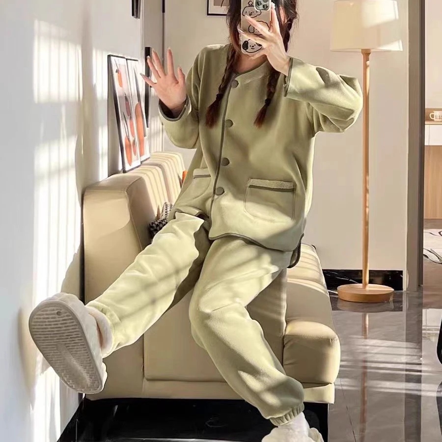 高级感云朵绒睡衣女加绒加厚套装款小香风家居服大码休冬款