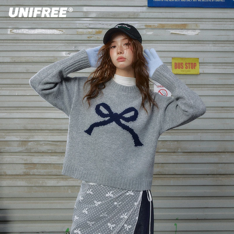 UNIFREE甜美温柔蝴蝶结提花减龄圆领套头针织衫U243K468B1B1