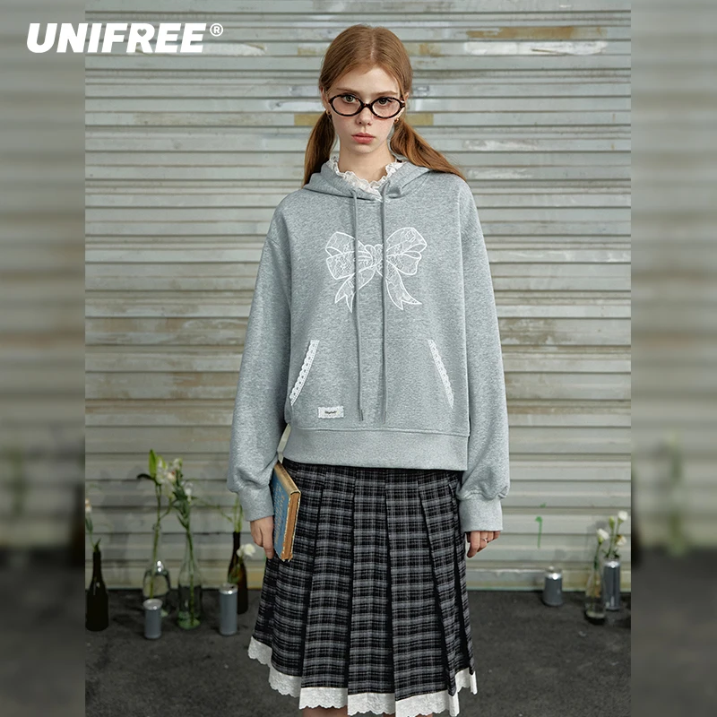 【芋总专属】可爱蝴蝶结贴布绣花边拼接连帽卫衣U243A207N1I1