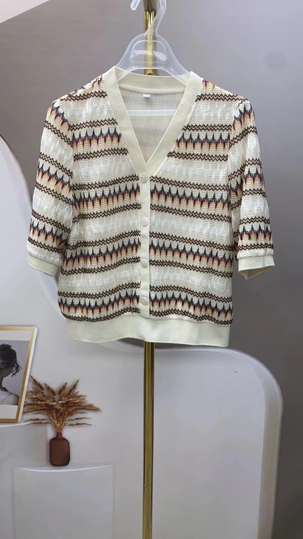 S233100 条纹针织衫镂空新款时尚宽松小衫