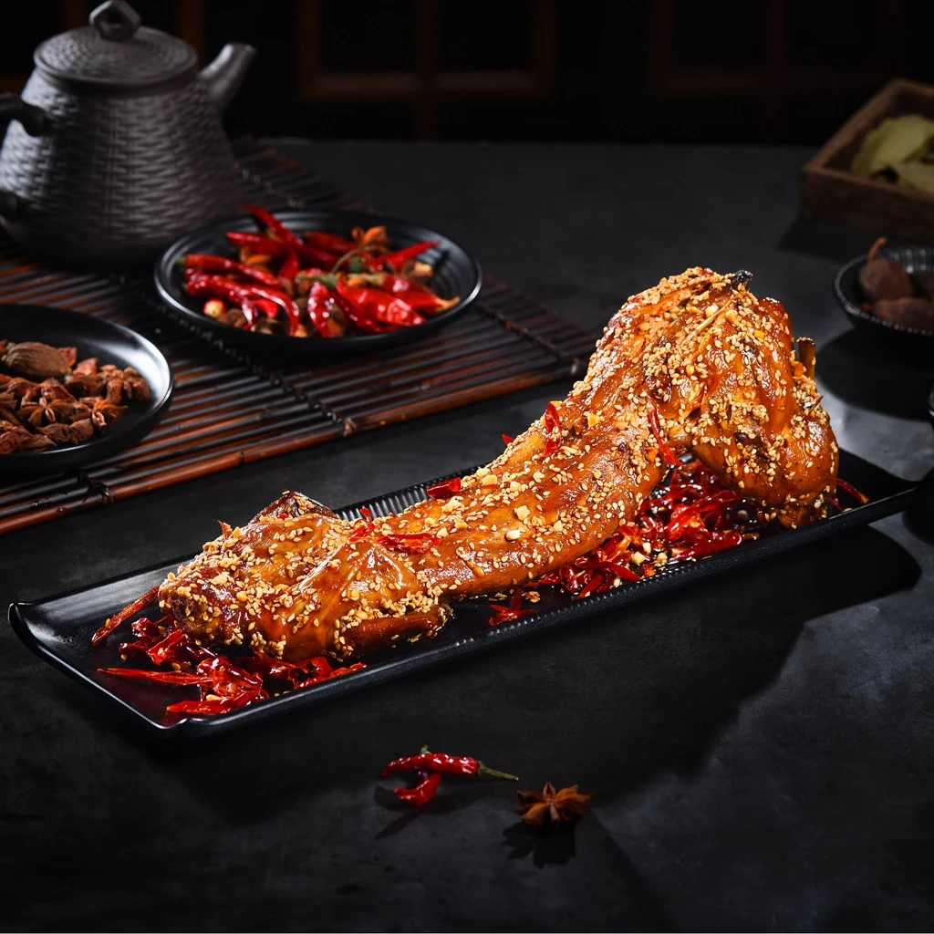 嘘哈550克四川麻辣手撕兔下酒菜自贡特产冷吃解馋办公室开袋即食