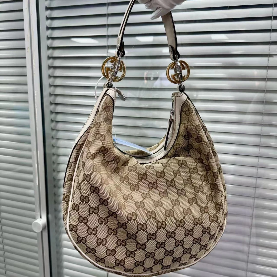 95新 GUCCI/古驰 XM/经典满印老花帆布拼皮腋下包/T4MH05809028