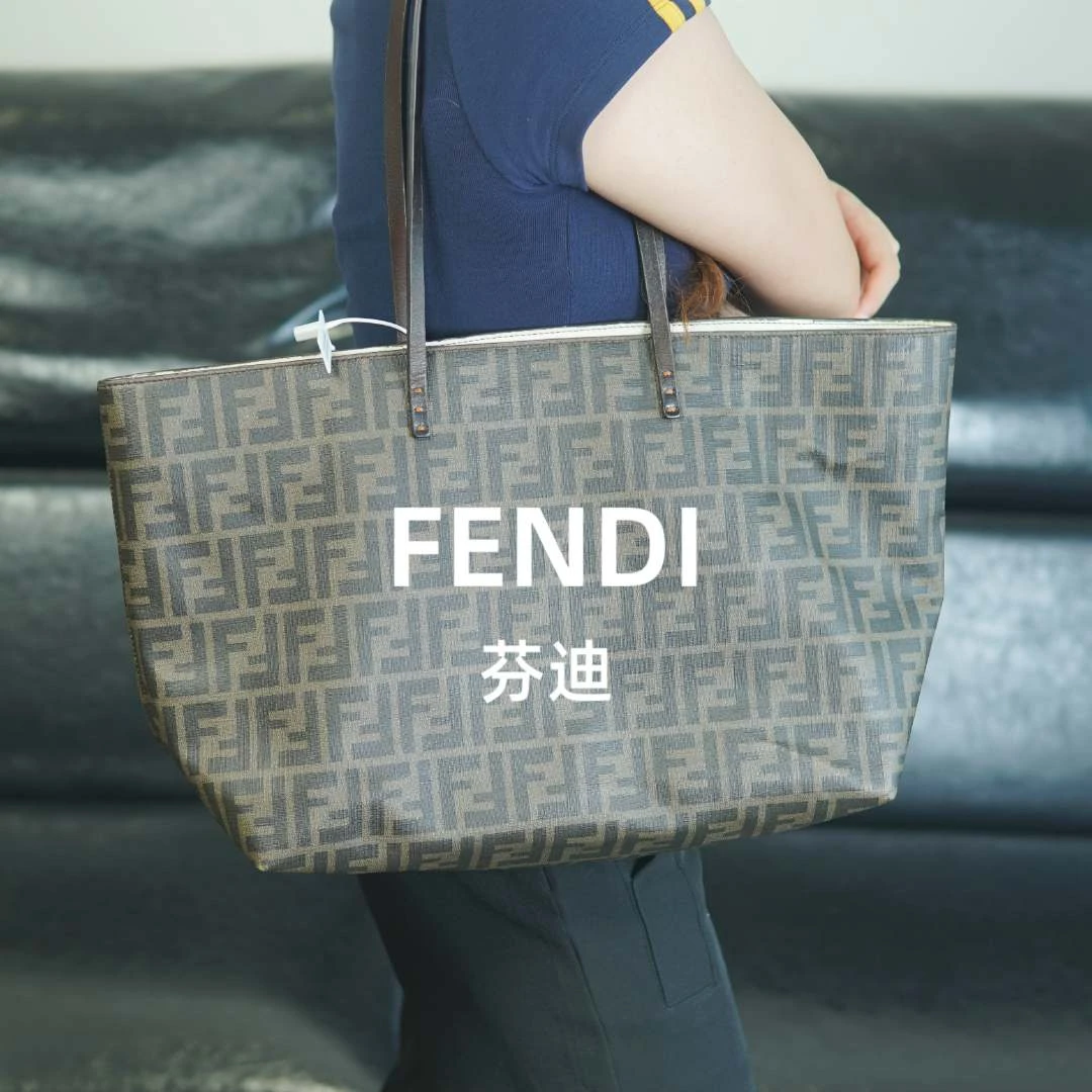 95新 FENDI/芬迪 购物袋单肩包/TZ06623005/09
