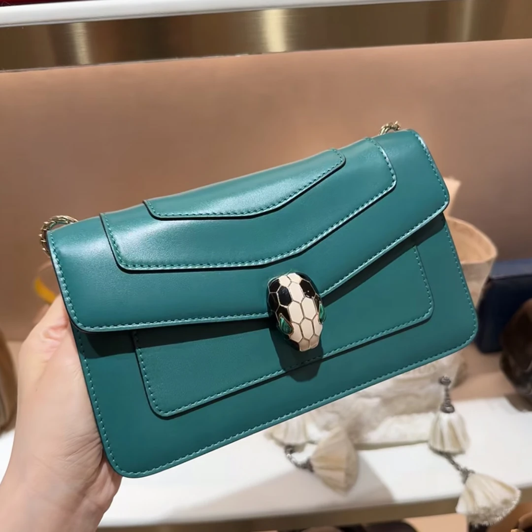 99新 BVLGARI/宝格丽 XM/经典祖母绿蛇头链条小单肩包/ZZ07305030