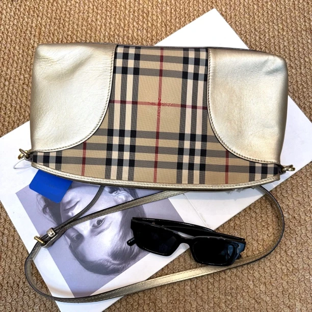 95新 BURBERRY/博柏利 XM/经典格纹战马香槟金斜挎包/MH05720013