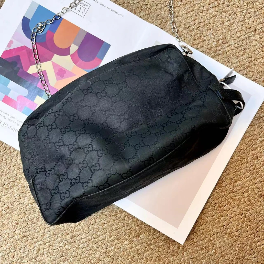 95新 GUCCI/古驰 XM/黑色老花经典百搭手拿改造斜挎包/SP08209065