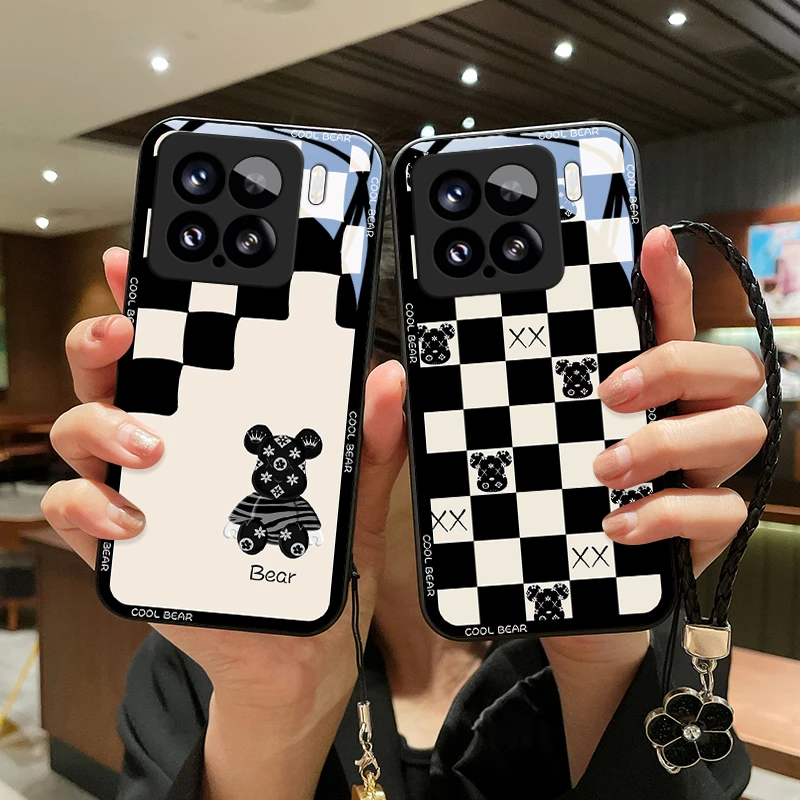 棋盘小熊适用小米15手机壳小米15Pro女玻璃壳Mi15Pro挂绳新款保护