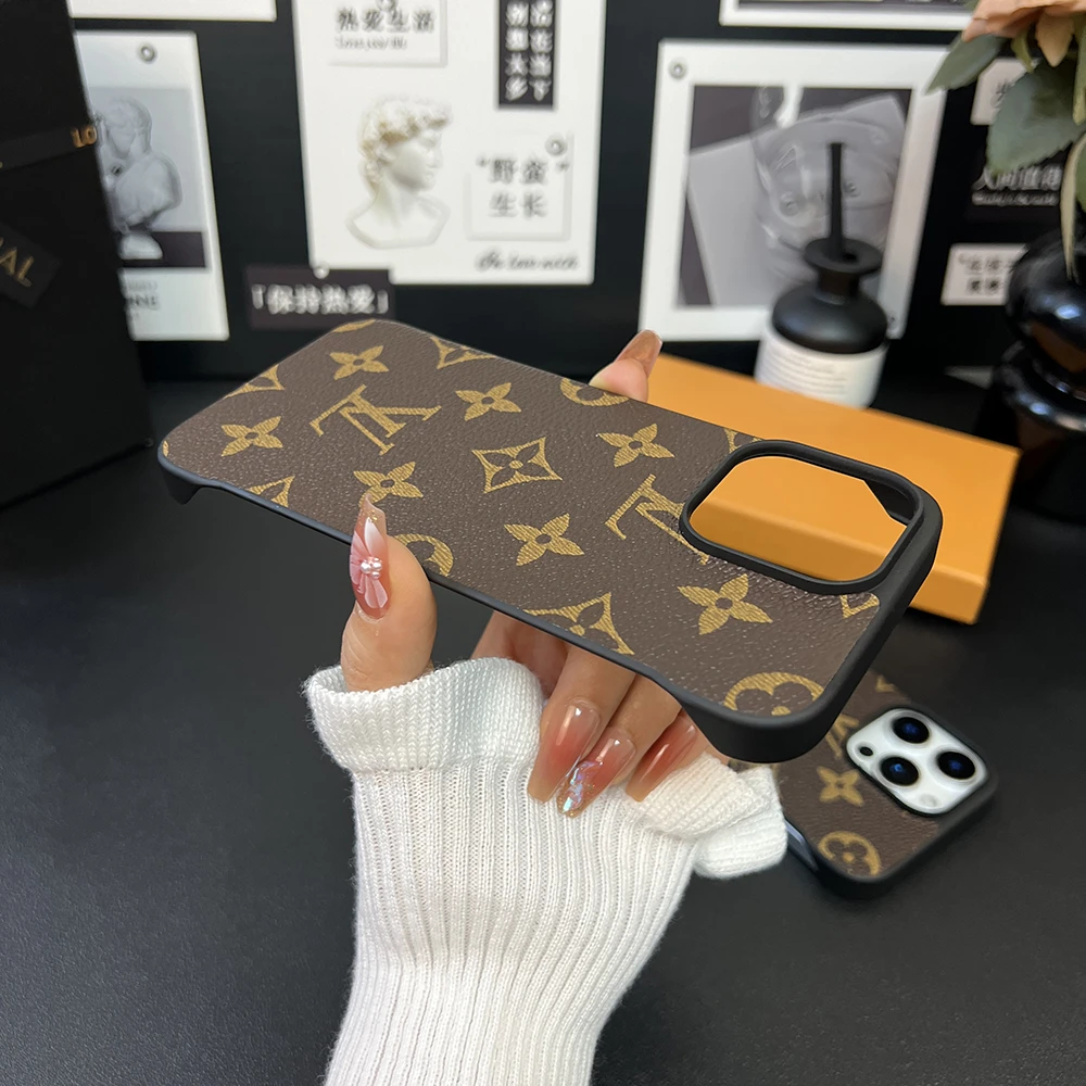 高档无边框适用苹果16promax手机壳iphone15超薄14老花13皮质潮牌