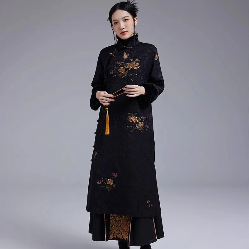 陌遇冬季中国风复古改良夹棉旗袍中式古风绣花棉服连衣裙M21882-A