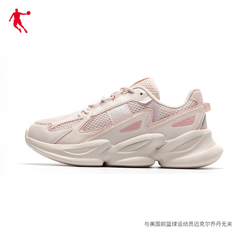 中国乔丹女士跑步鞋夏季网面透气轻便百搭时尚潮流休闲运动跑鞋子