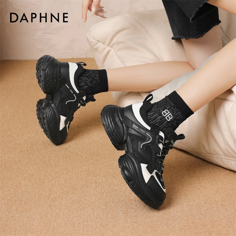 达芙妮25秋冬上新松糕复古老爹鞋女百搭舒适厚底增高显脚小运动鞋