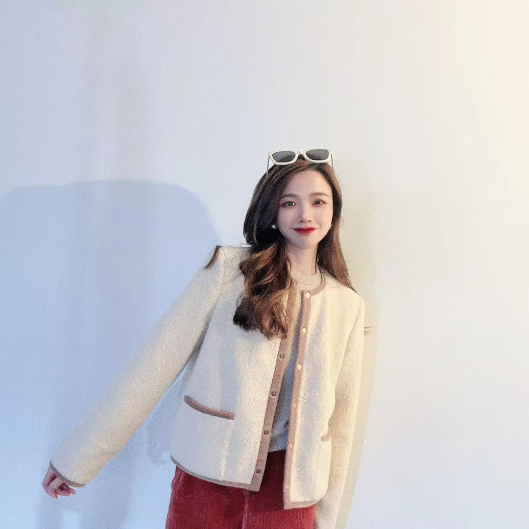 GIRDEAR/哥弟秋冬时尚气质圆领小香风加绒时髦保暖外套1400512