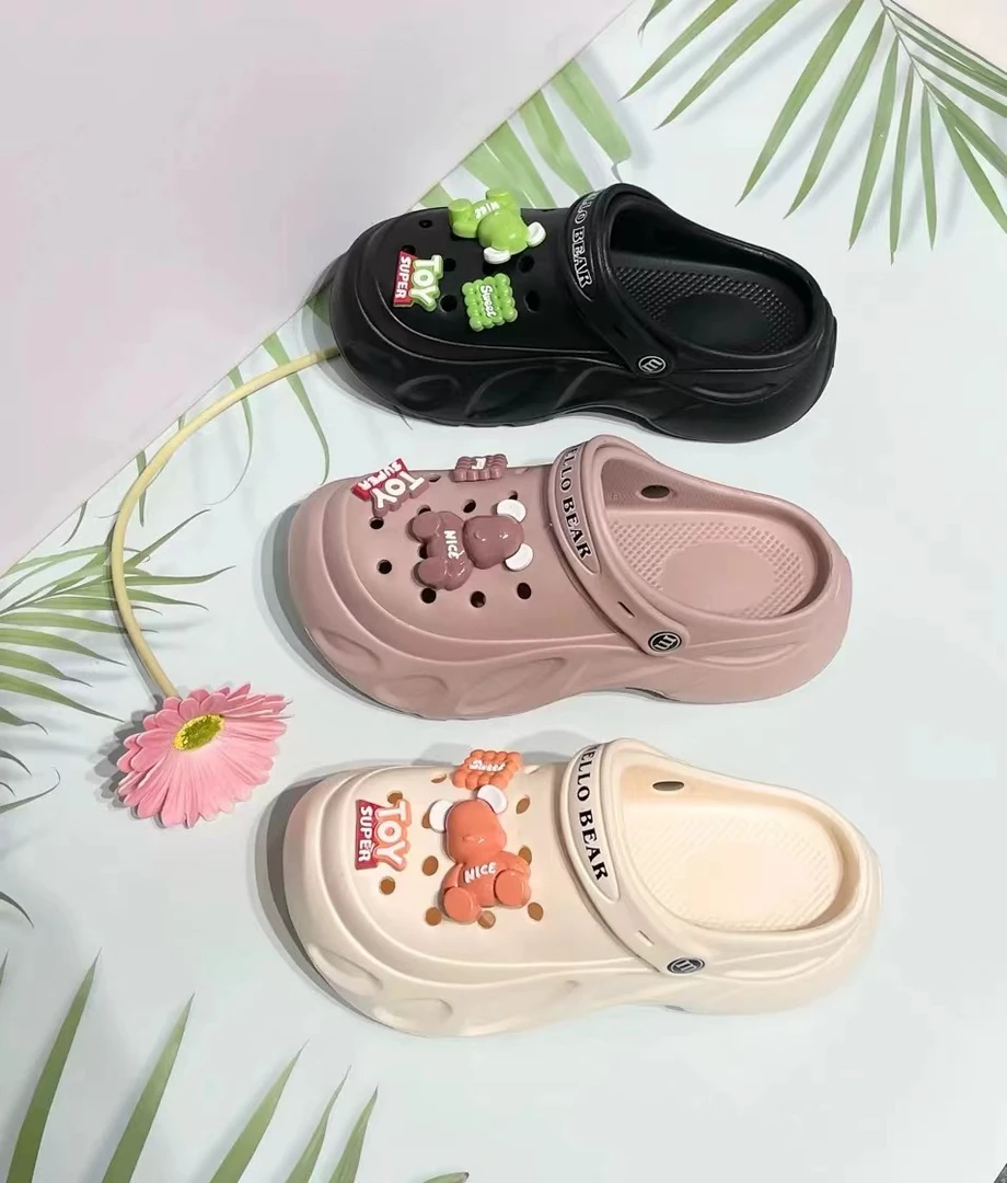时尚爆款7厘米厚底EVA款可爱熊花园洞洞鞋636-1