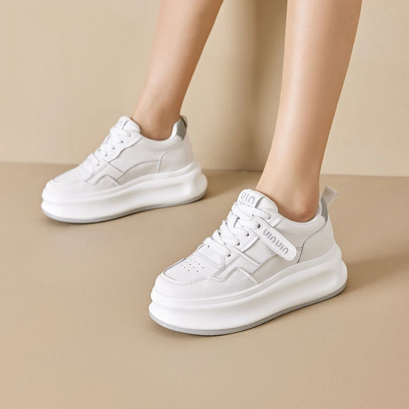 厚底小白鞋女鞋子2024款春季软底透气真皮小个子百搭休闲增高板鞋