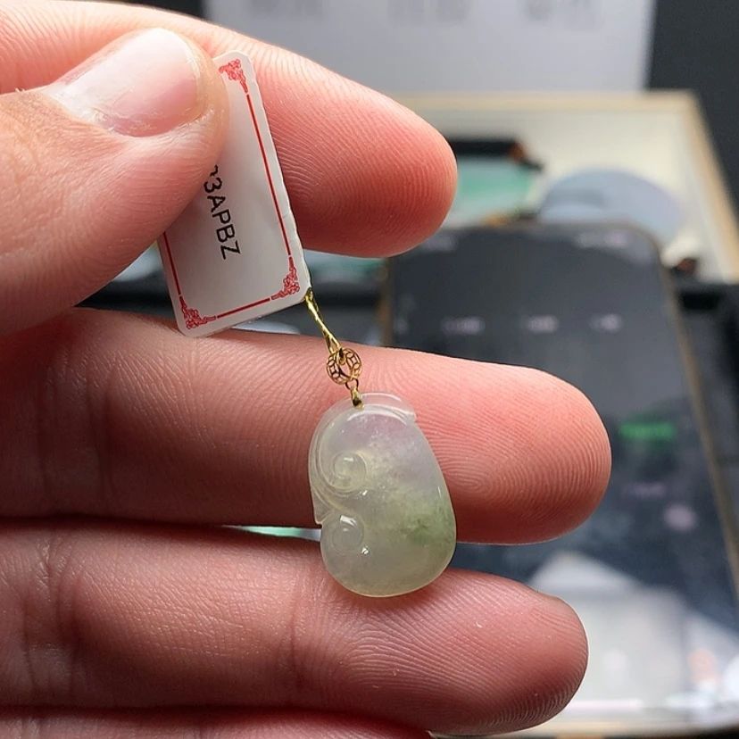 【闪购商品】翡翠颈饰未镶嵌?*?