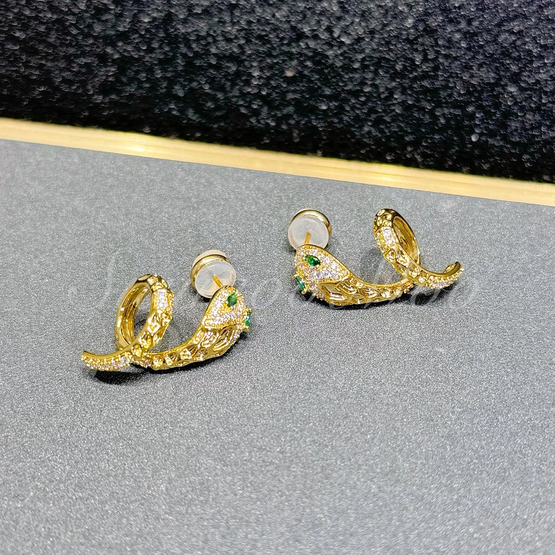 铜合金合成锆石耳饰 时尚金色灵蛇形耳环轻奢