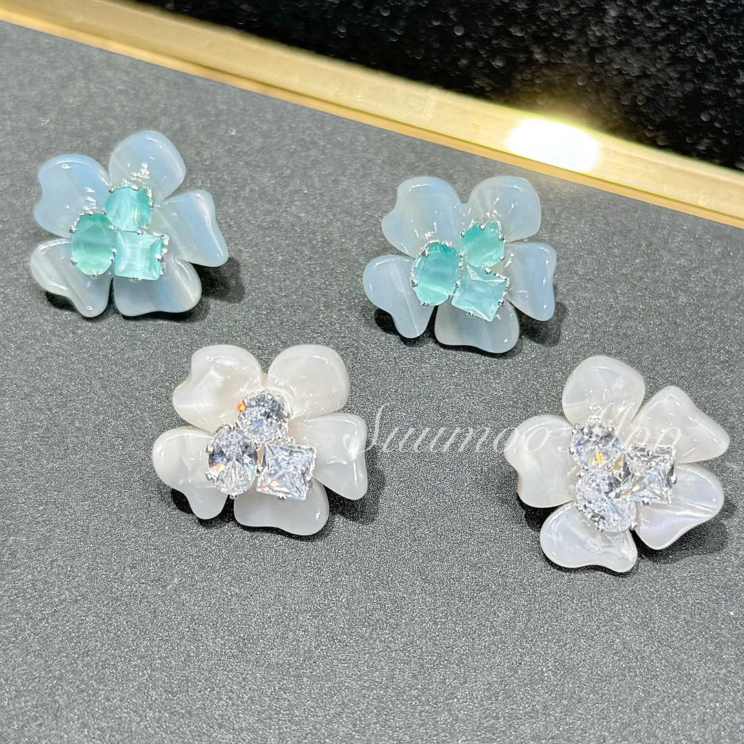 铜合金合成锆石耳饰 时尚花朵耳环