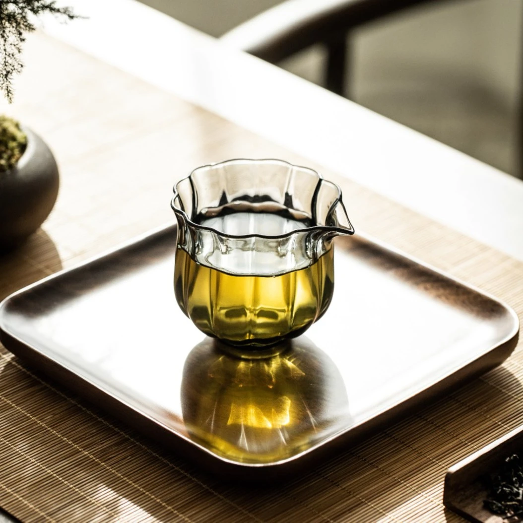 玻璃公道杯小号分茶器日式禅意莲花公杯高硼硅加厚耐热匀杯大茶海