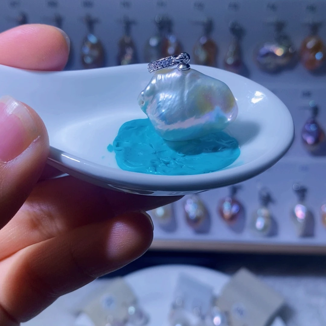 淡水珍珠颈饰合金