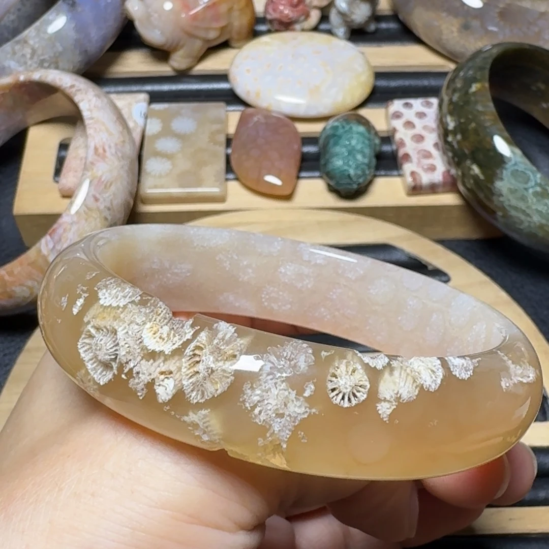 硅化玉特别的糖骨骼，57.5未镶嵌
