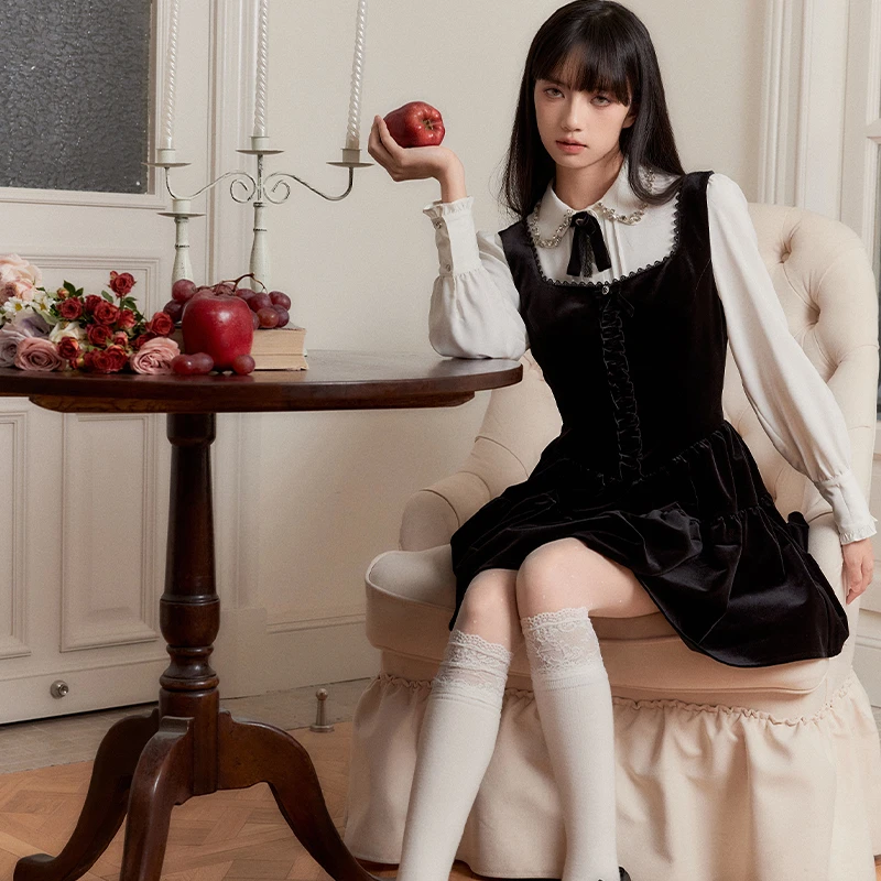 Fragile Heart（秋冬福利）易碎商店·公主风丝绒背带裙衬衫早春套装