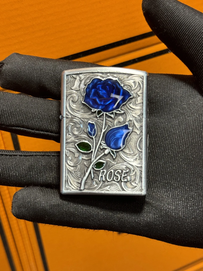 蓝色玫瑰唐草青铜浮雕金属复古防风煤油打火机 203（不带油）