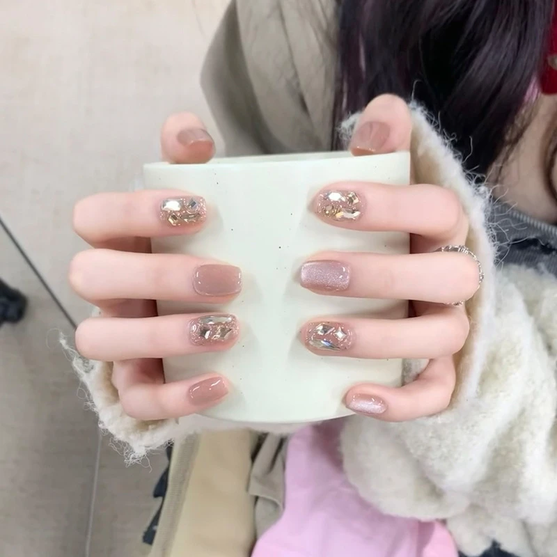 （短款）Z-822人间烟火月光猫眼爆闪钻指甲片