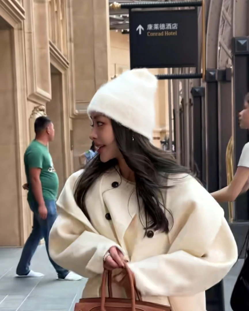 Singularity Me 8004 氛围感毛毛保暖渔夫盆帽