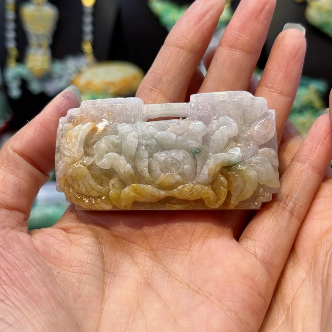 翡翠颈饰未镶嵌待编款