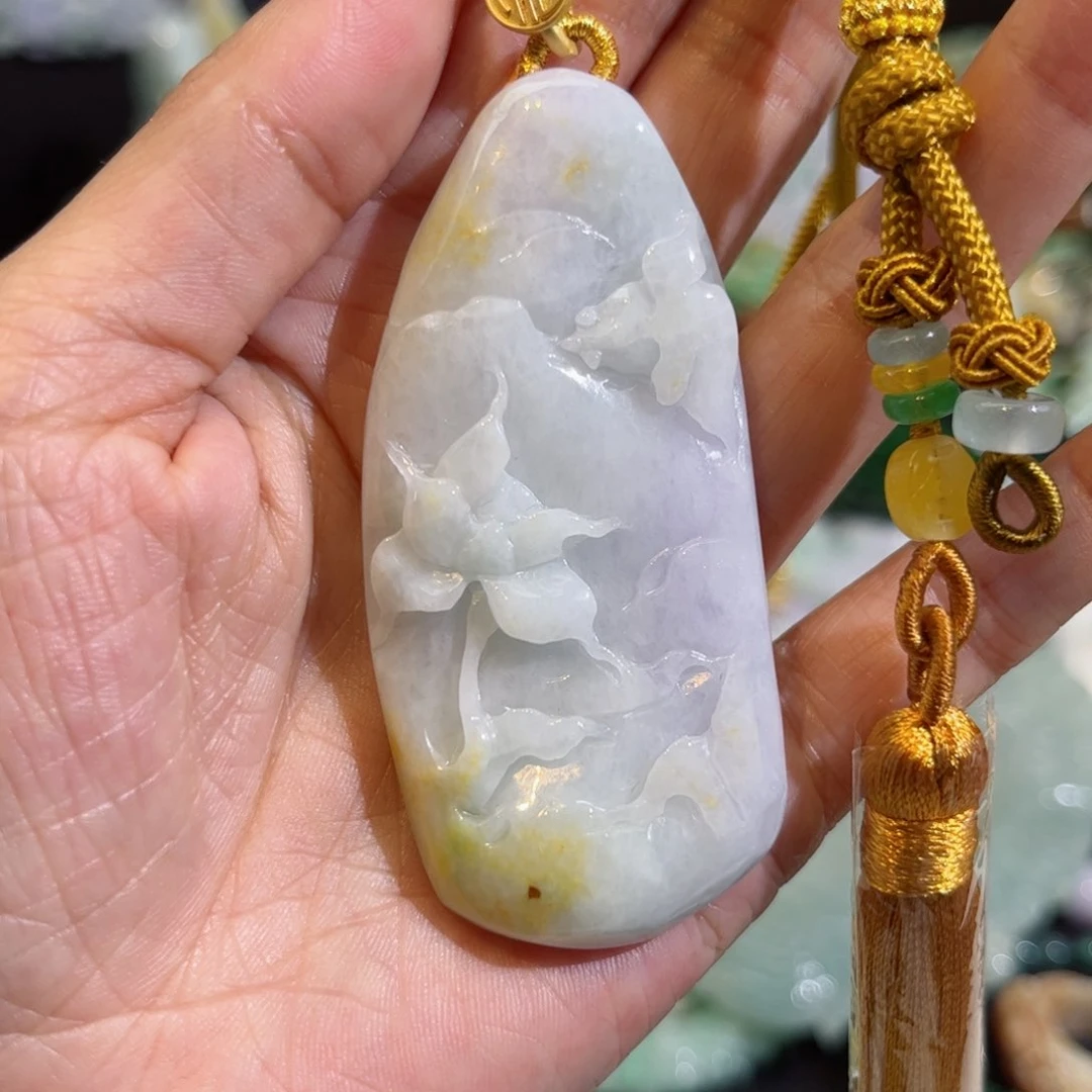 翡翠颈饰未镶嵌待编款