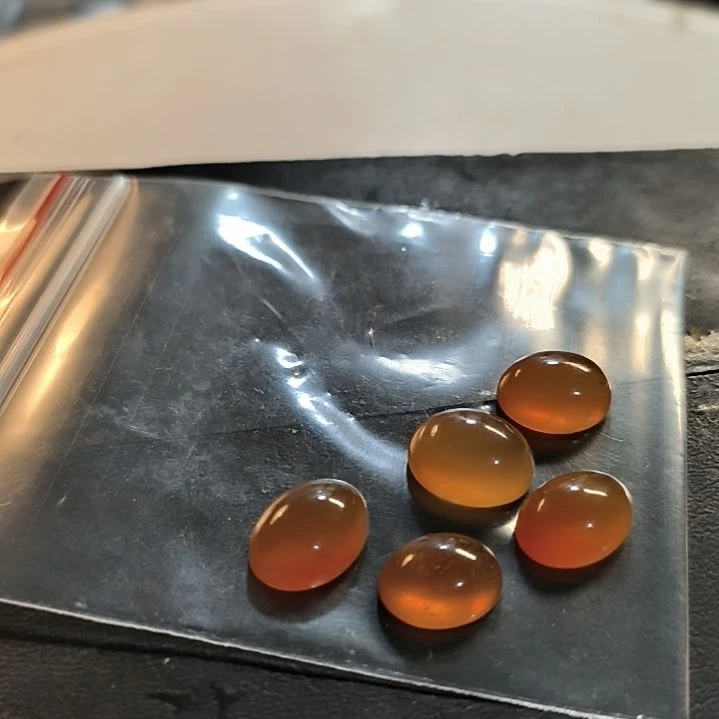 石英质玉戒面未镶嵌昱*