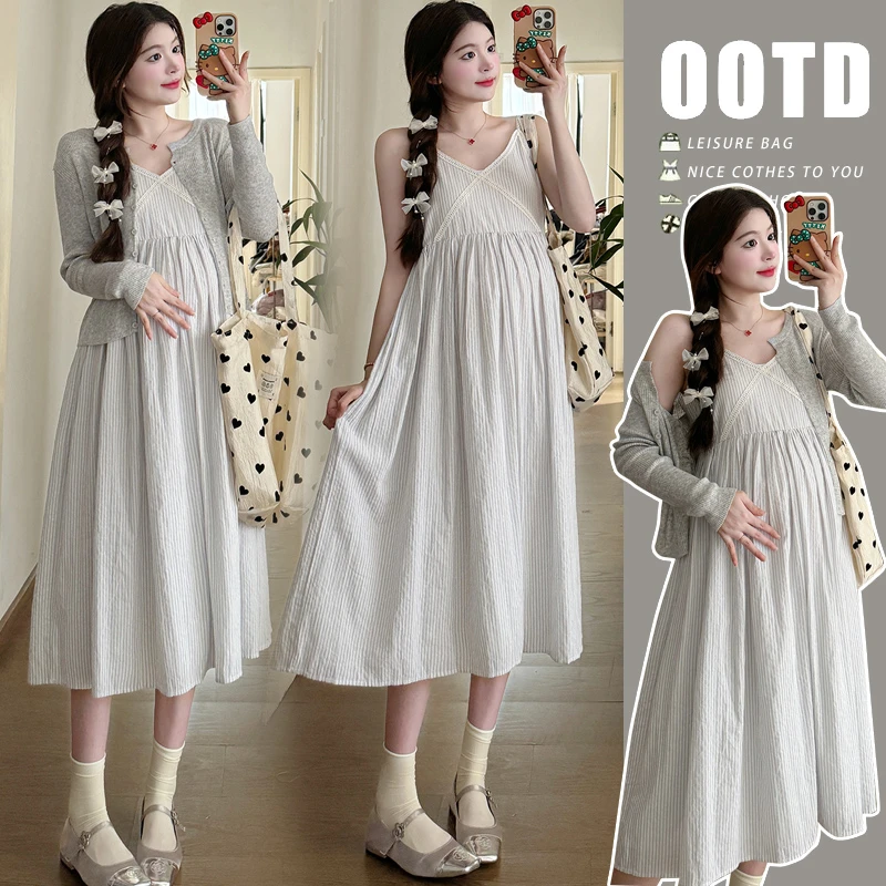 2024新款秋季韩版舒适针织开衫+韩系条纹吊带裙孕妇温柔两件套装