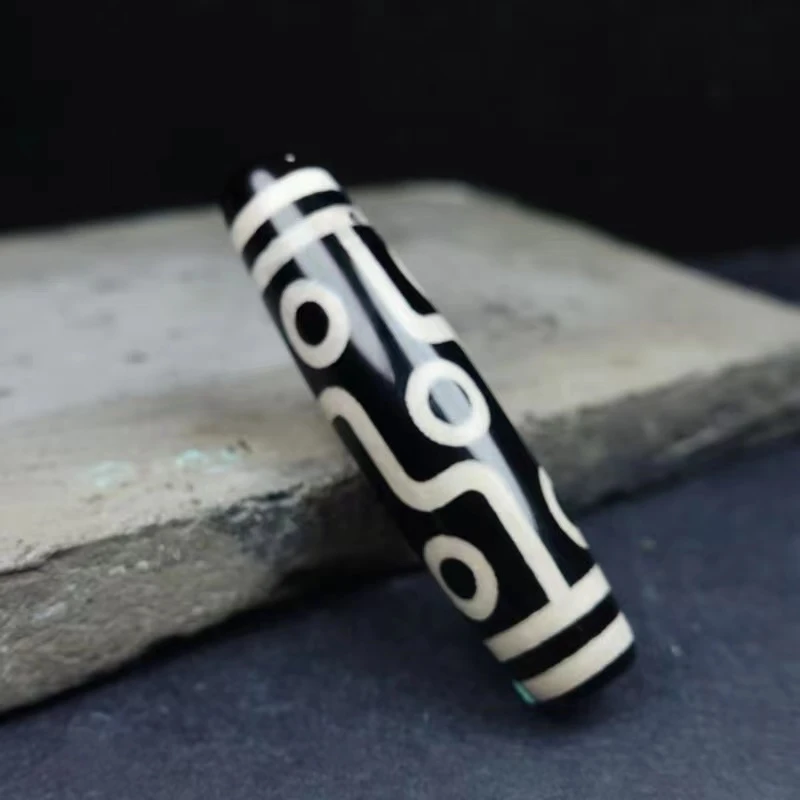 天然真品体验由黑变黄藏式老珠子九眼三眼莲师高油黑国潮古珠大漏