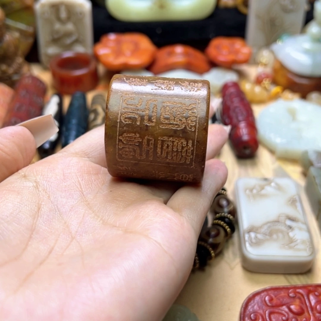 【闪购商品】蛇纹石玉颈饰未镶嵌