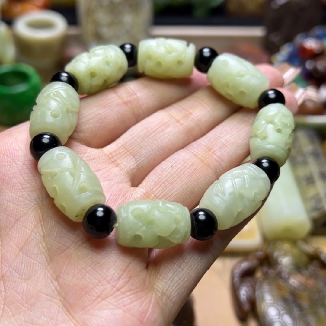 【闪购商品】蛇纹石玉颈饰未镶嵌