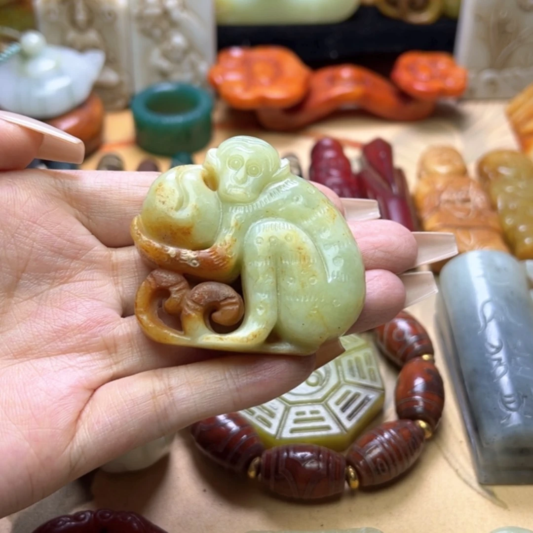 【闪购商品】蛇纹石玉颈饰未镶嵌