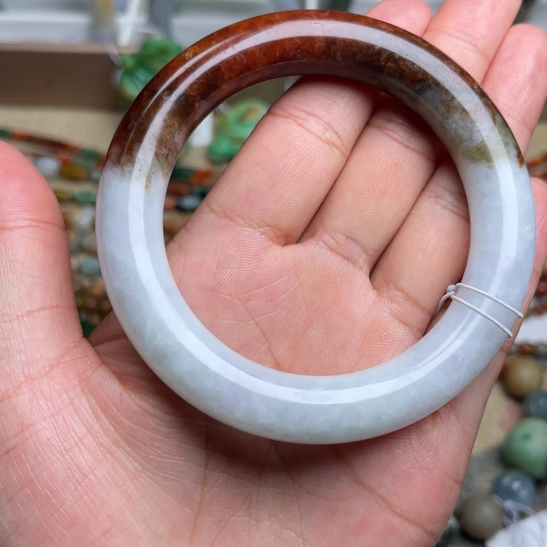 翡翠颈饰未镶嵌缅甸天然翡翠手镯