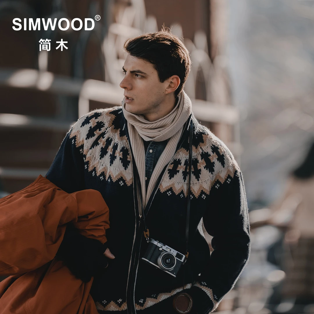 SIMWOOD/简木【宽松版】民族风提花3针保暖开衫拉链毛衣男SM120573