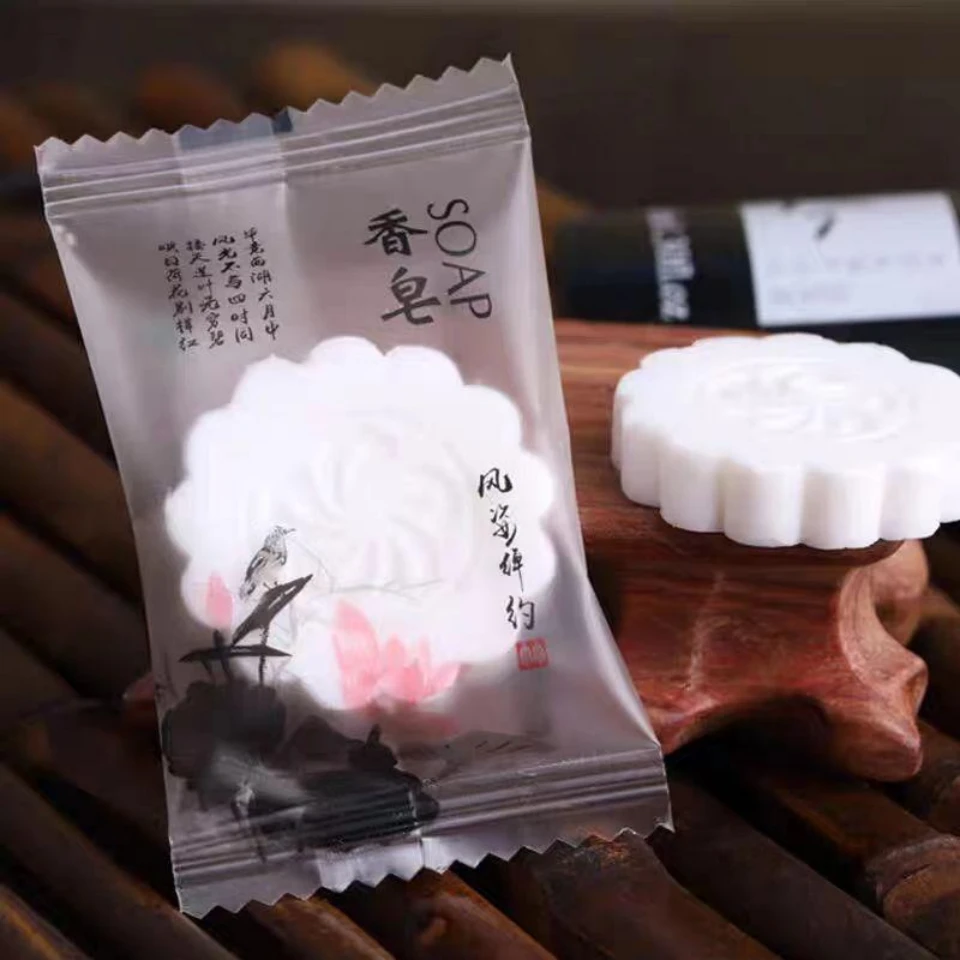 方便携带芳香清馨旅行香皂一个