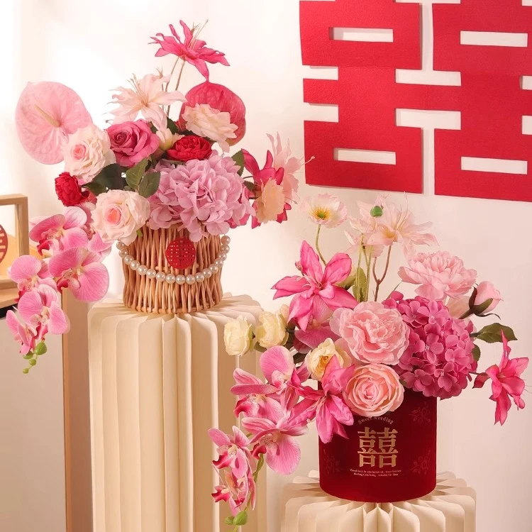 婚房摆件仿真花婚庆红色新房客厅装饰花婚礼布置结婚插花抱抱桶