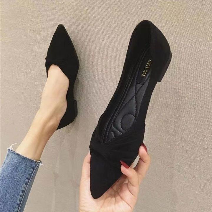 2024春秋季新款百搭韩版尖头平底鞋黑色软底浅口单鞋网红低跟百搭