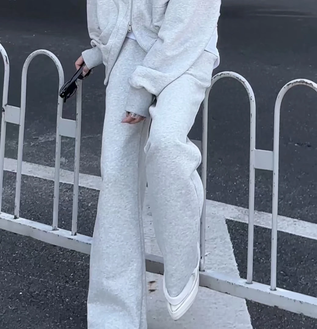 卢尚原创/喇叭阔腿毛边卫裤240822