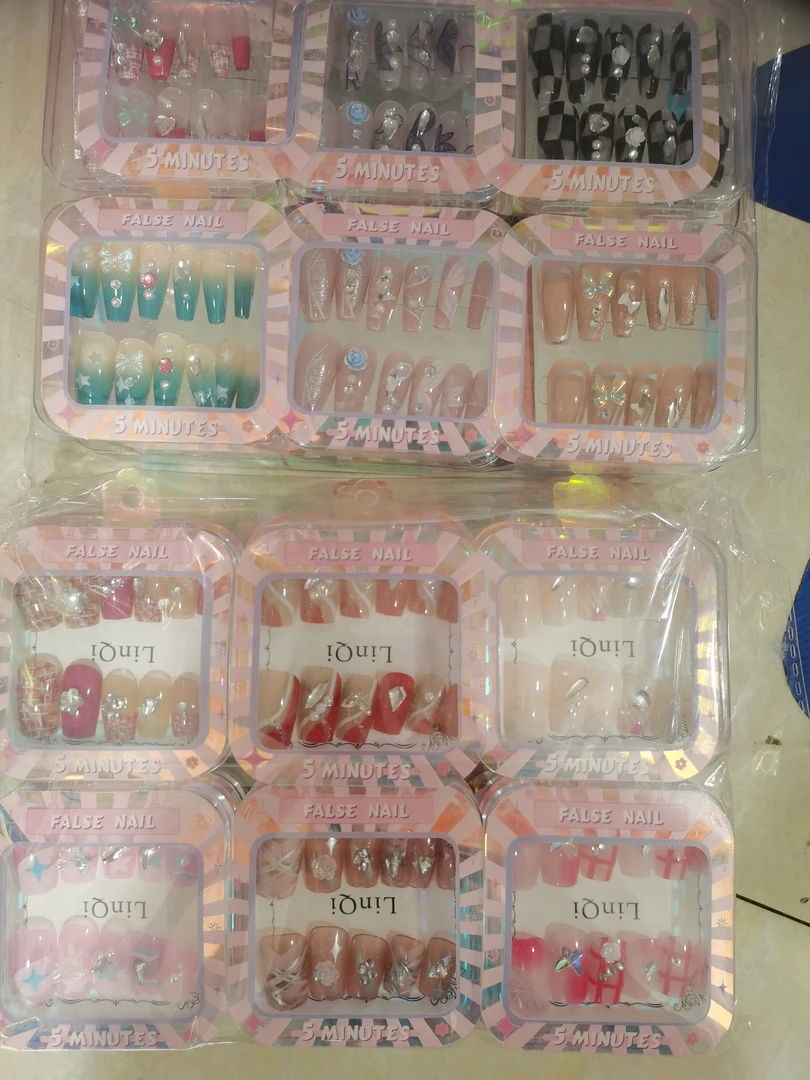 文具PVC盒多钻美甲中长款和长款混发一单24小盒  003
