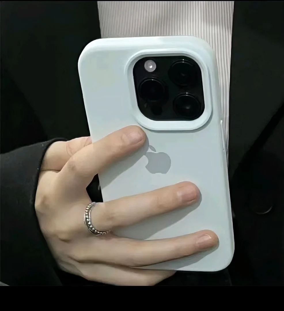 适用新天蓝液态硅胶苹果15手机壳iphone14promax大孔13/12/11防摔