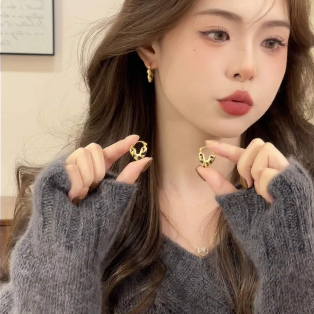 耳钉W181豹纹爱心耳扣轻奢质感百搭时尚